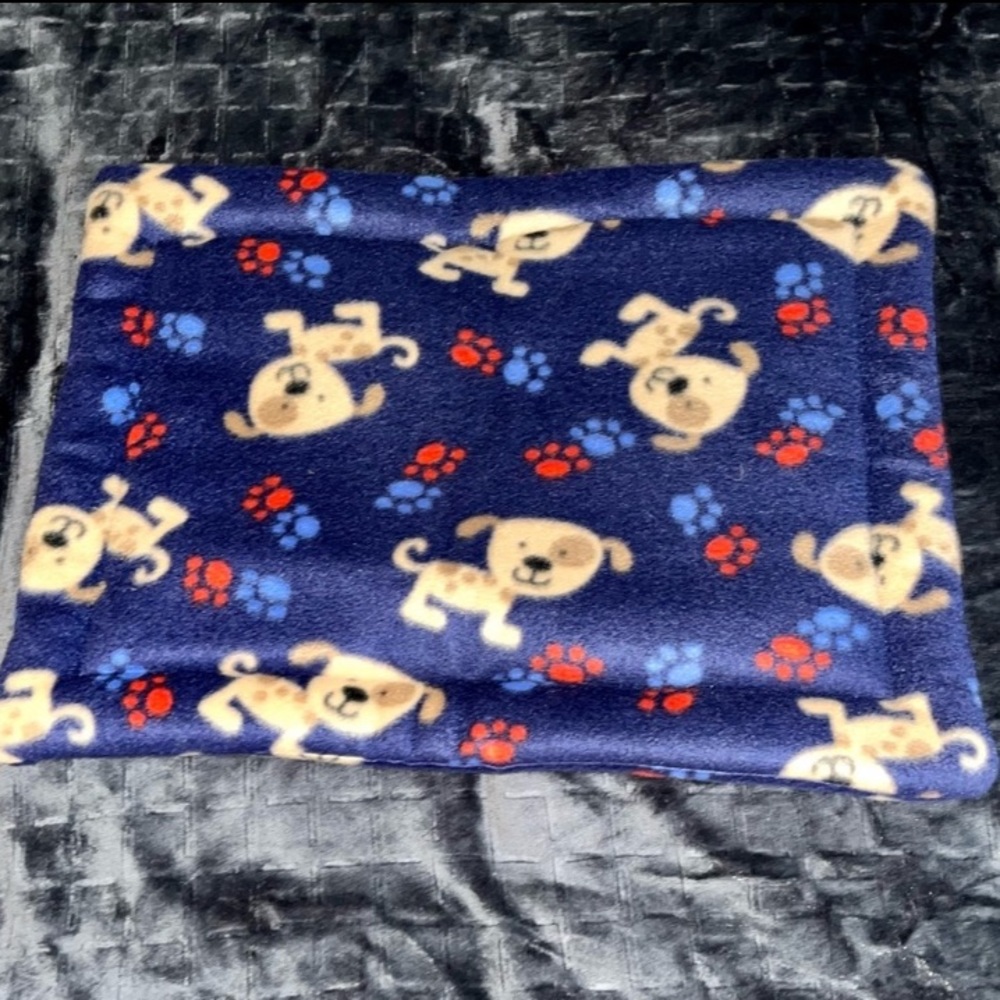Double Sided, Washable, Plush Fleece Dog Beds!